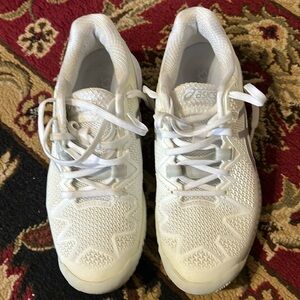 Asics female tennis shoes